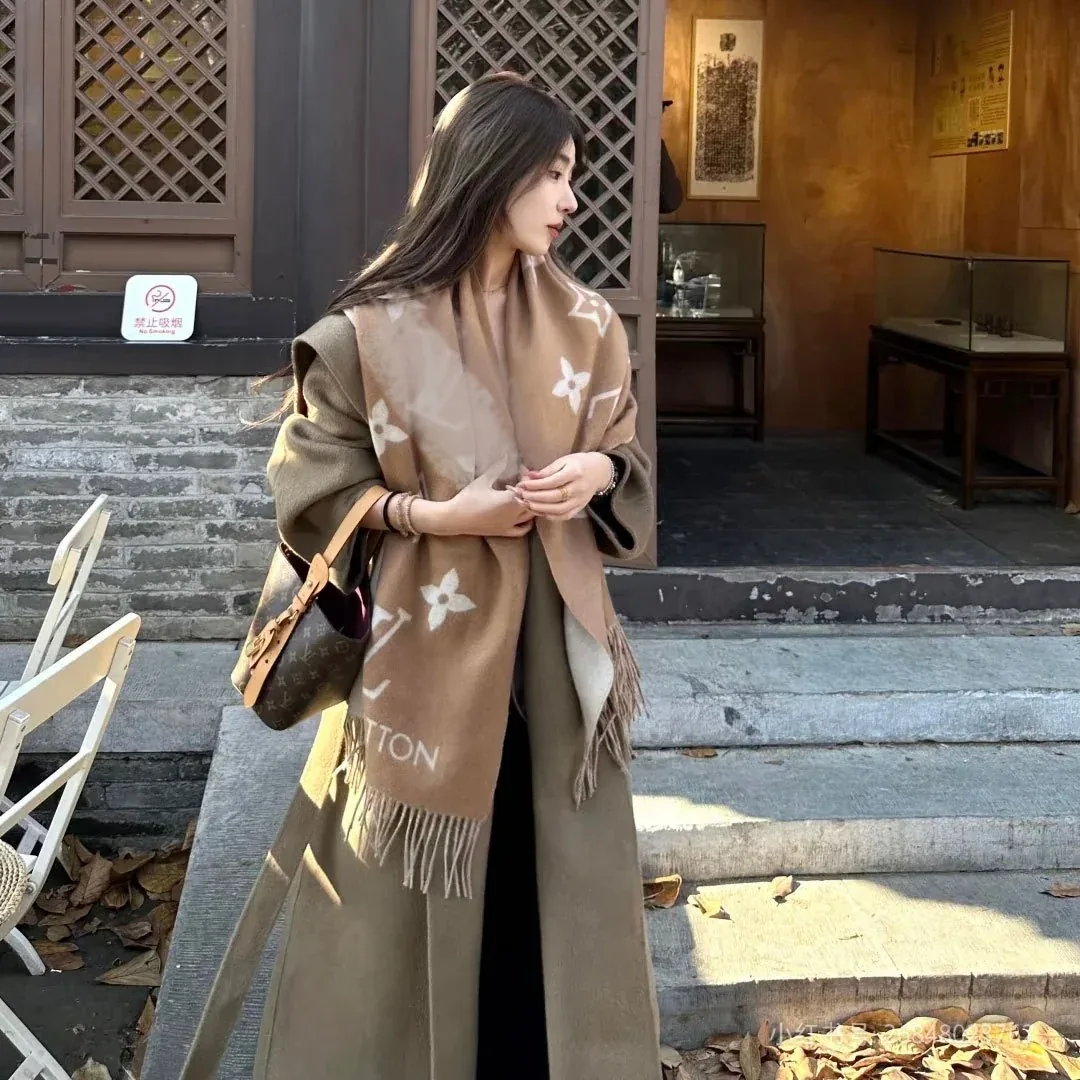 Lookalike bag style 1